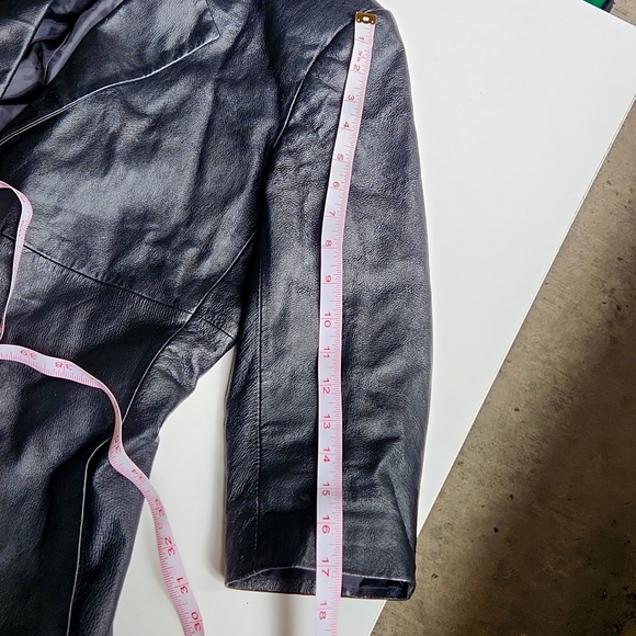 Newport News Black Leather Jacket - size 10 - Picture 8 of 9